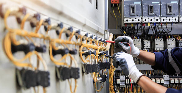 Professional Electrician technician working in Grover, WY